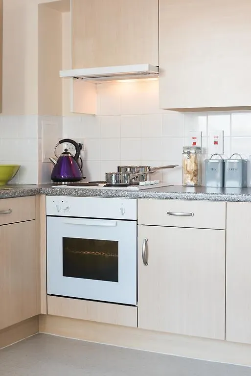 Mcdonald Road Residence Edinburgh 0*,